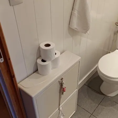 Little In Rue Biscarra *